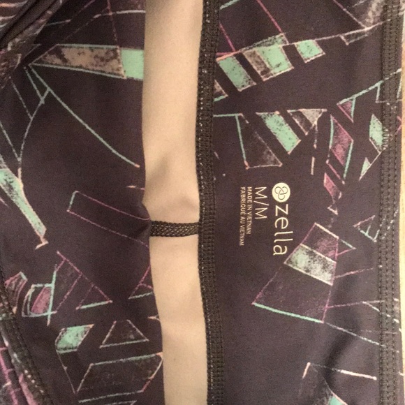 Zella spandex Capri leggings - medium - Picture 3 of 4